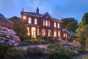 Photo 28- click for photo gallery